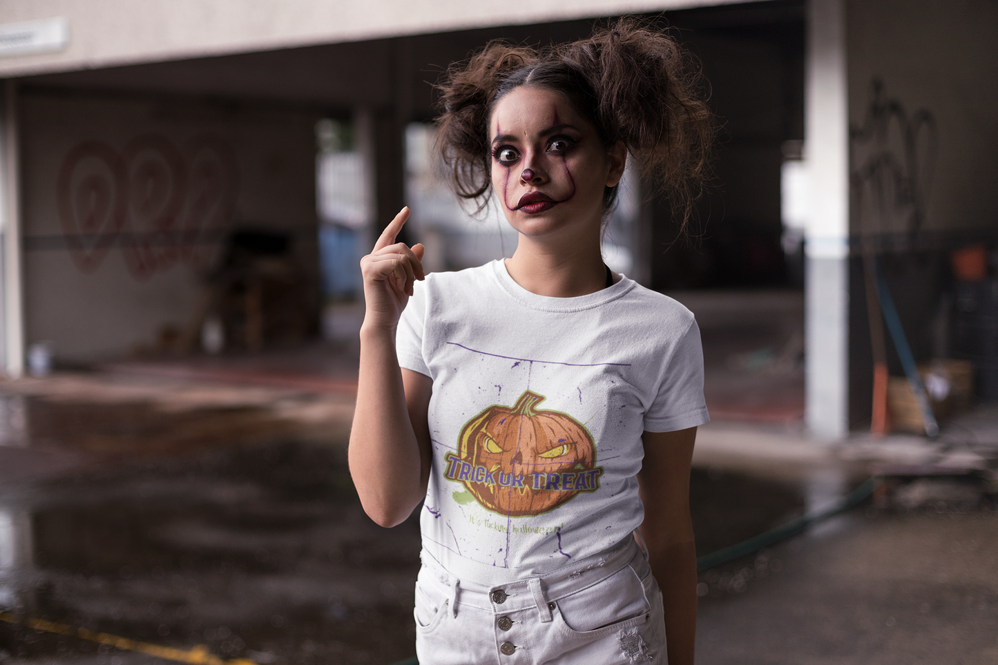 Halloween t-shirt - Trick or treat - it's fucking halloween